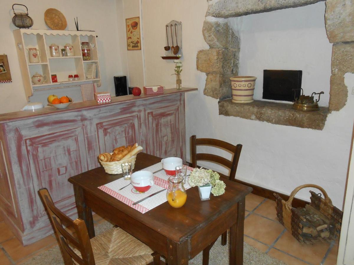 Chambre D'Hotes Le Fourniou Melle  Exterior photo