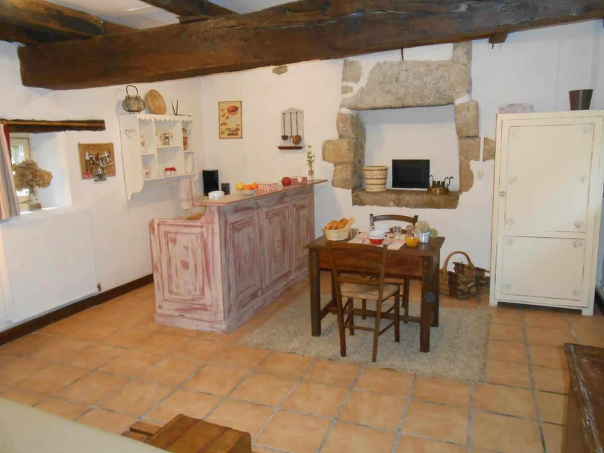 Chambre D'Hotes Le Fourniou Melle  Exterior photo
